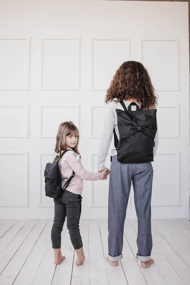 Wasserdichter Rucksack - Black Bow Large - Lomi Kids Shop