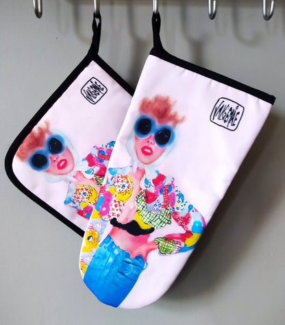 Oven Glove "Chick in Moschino"