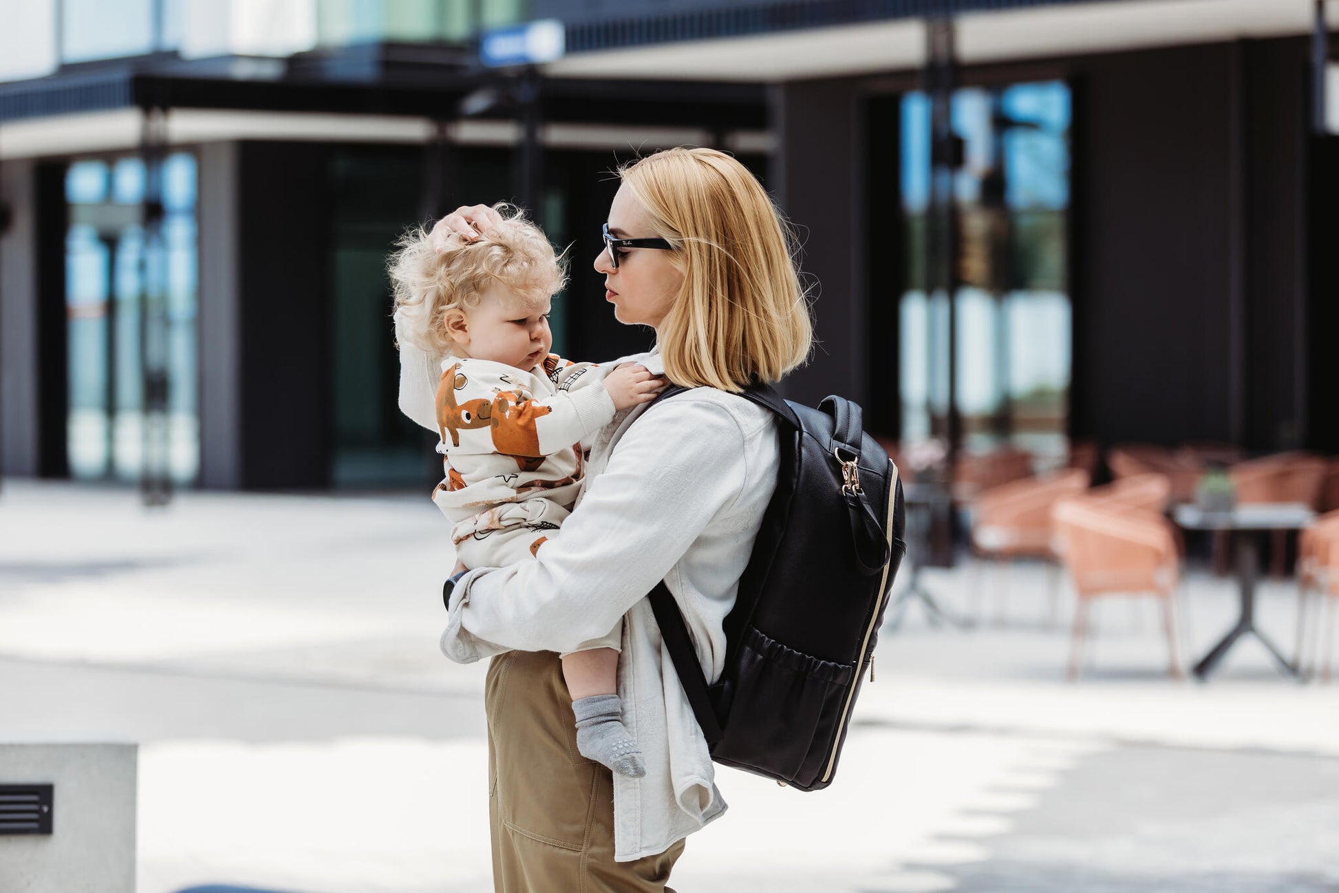 Großer Wickelrucksack – Espresso - Lomi Kids Shop