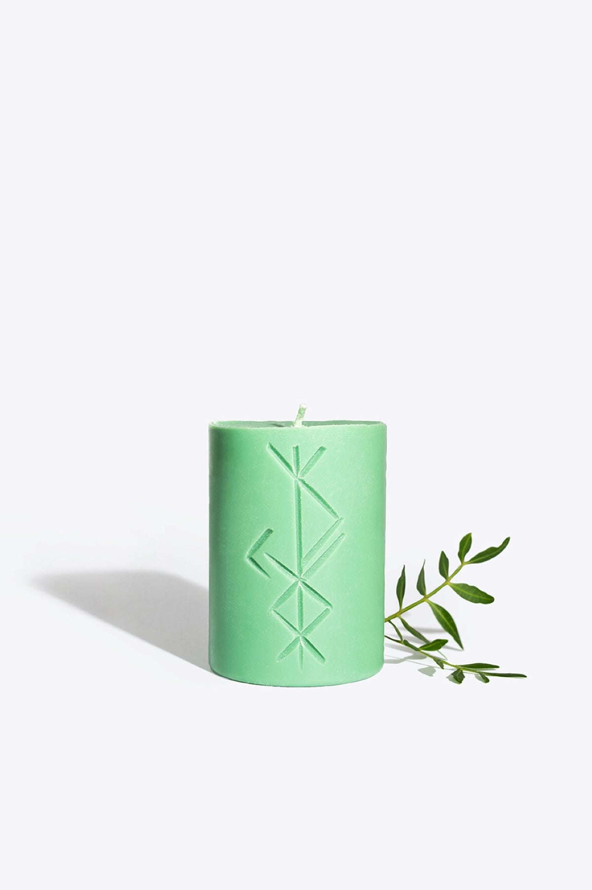 Rune candle FREYR